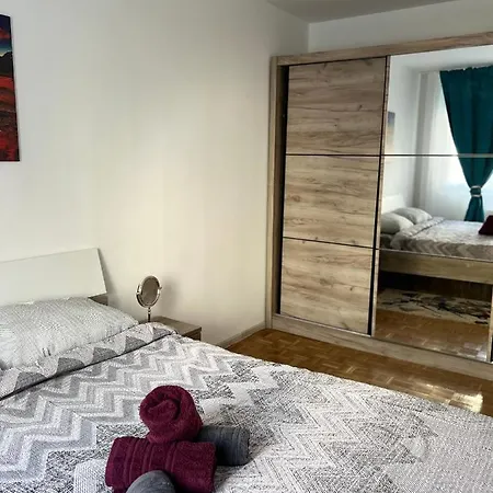 House24 Gari Brasov