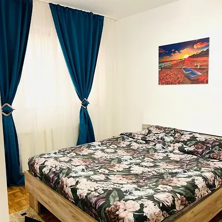 House24 Gari Apartment