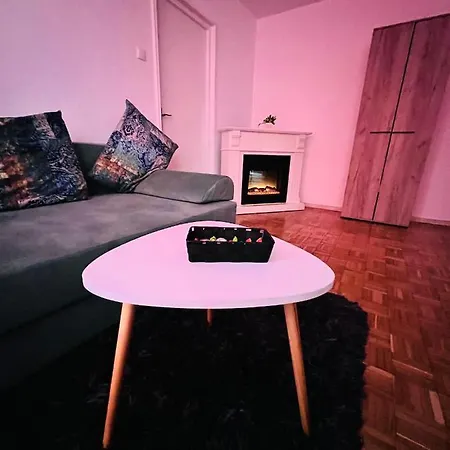 House24 Gari Apartment Brasov